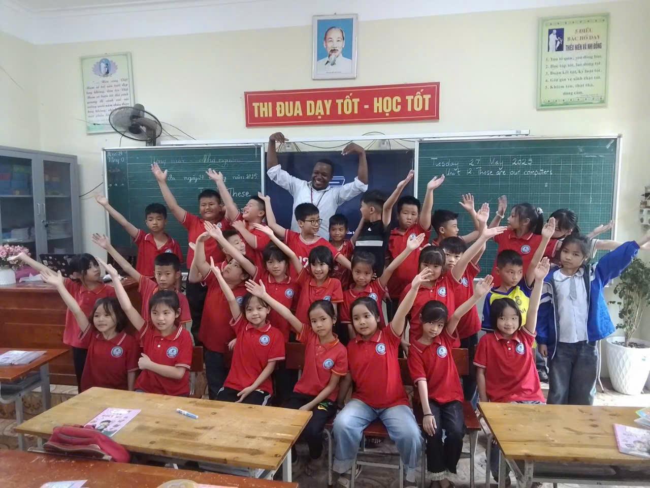 Tại sao con nên học tiếng Anh từ năm lớp 1?